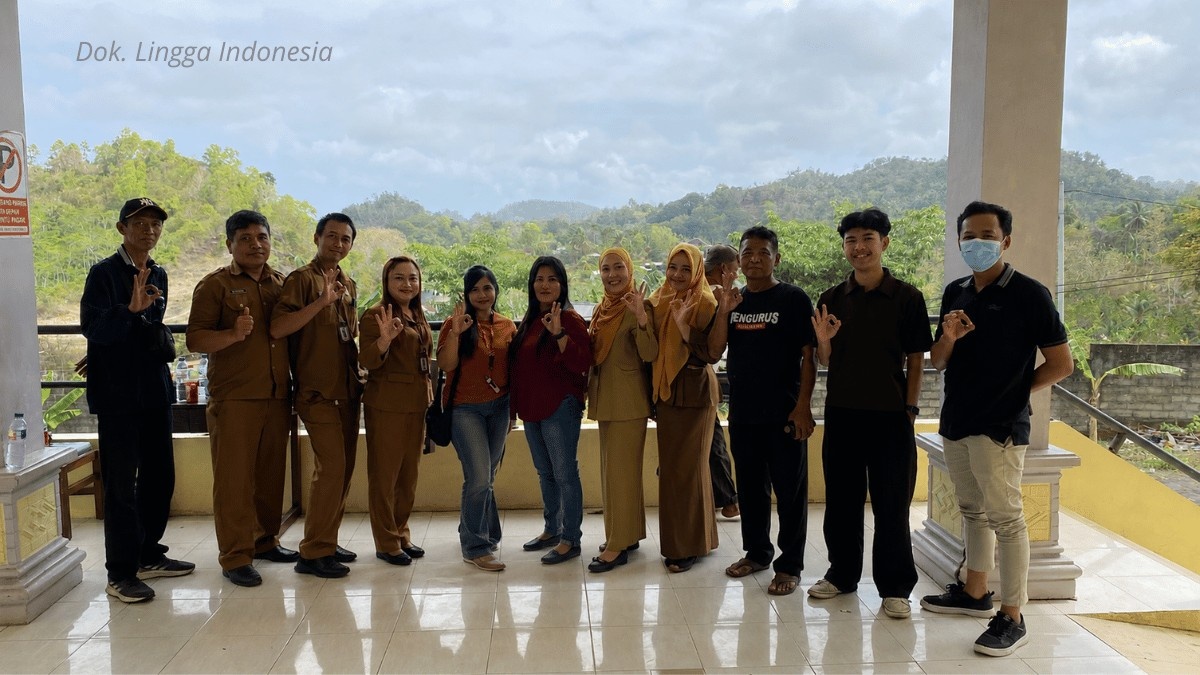 Sesi foto bareng Tim Lingga Indonesia, Puskesmas Sitiarjo, dan Pengelola Rusunawa